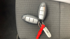 Nissan Qashqai 1.3 DiG-T MH Acenta Premium 5dr Petrol Hatchback